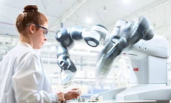 未来中国十大赚钱行业_大数据_云计算