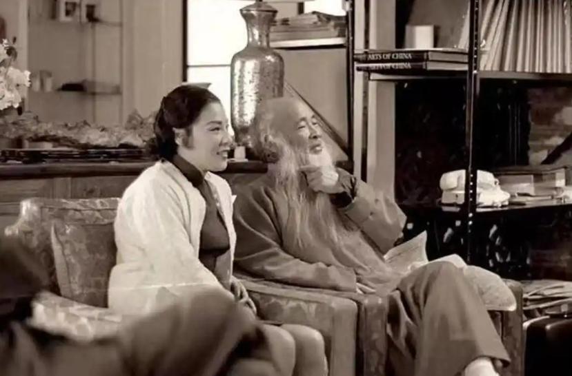  张大千 徐雯波 留影_张大千后代张轶凡_张大千 徐雯波 恋情