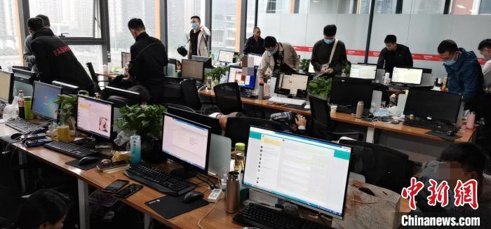 虚假炒股App骗局_三箭谋略配资骗局_非法配资诈骗