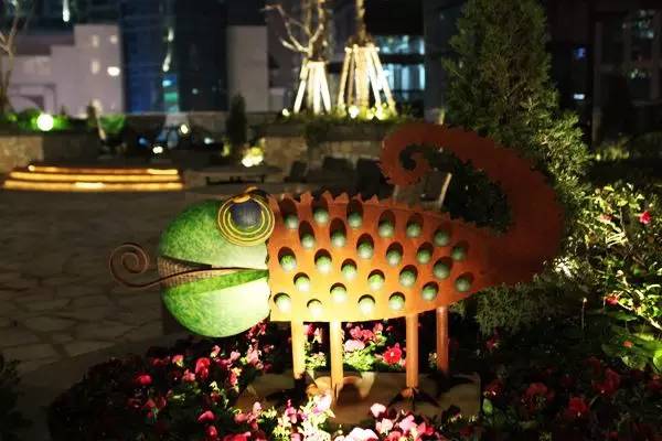 东方明珠过山车_东方明珠电视塔高空体验_上海空中VR过山车