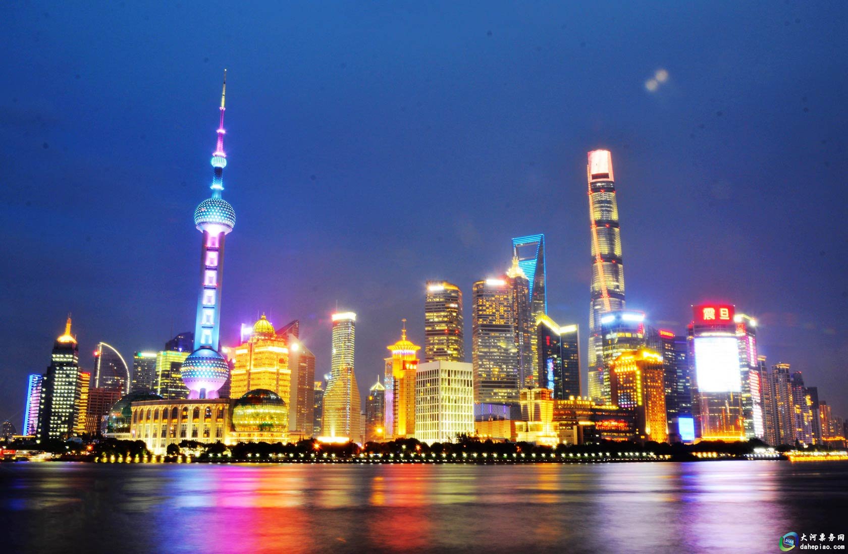 东方明珠过山车 上海东方明珠：老上海最美风景，新上海人美好生活起点