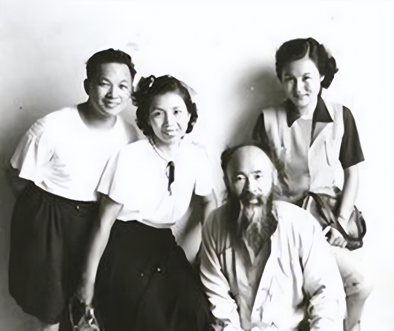 张大千儿子自杀原因_张大千后代张轶凡_张大千与张心建关系