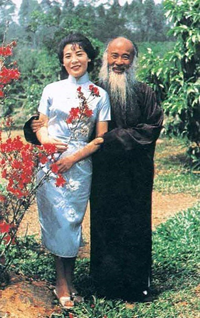 张大千后代张轶凡_张大千与张心建关系_张大千儿子自杀原因