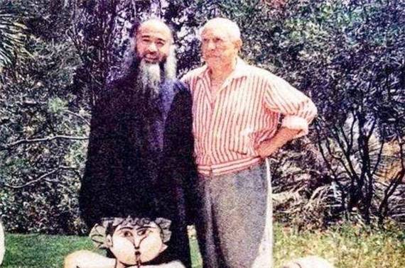 张大千儿子自杀原因_张大千与张心建关系_张大千后代张轶凡