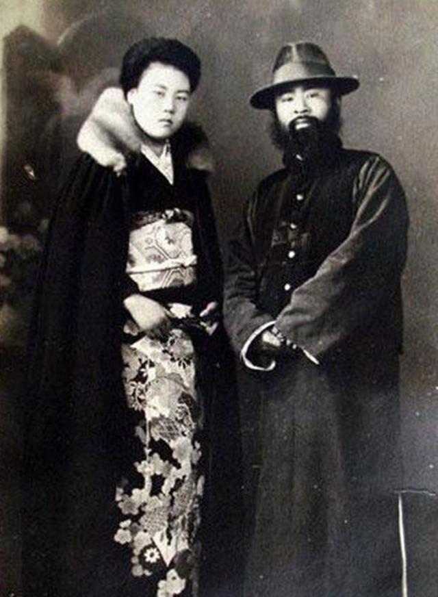 张大千与张心建关系_张大千儿子自杀原因_张大千后代张轶凡