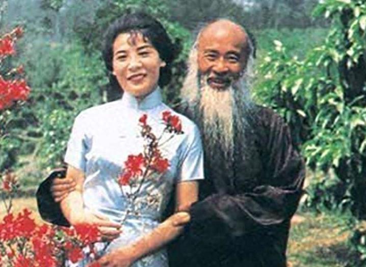 张大千的传奇人生：画坛名家背后的情感波折与学艺之路？