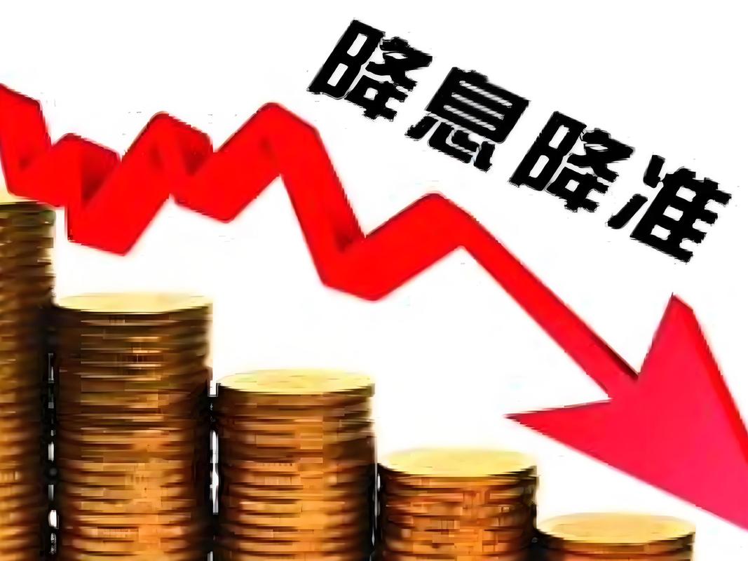 2022年8月央行降息，上次降息后已过半年之久超预期