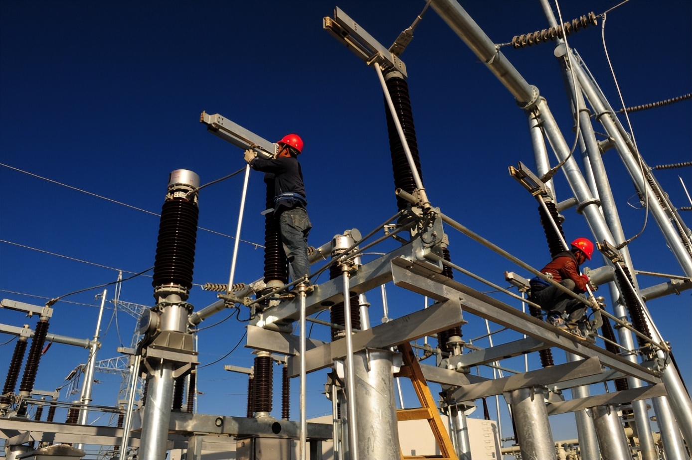 电力公司改革历史_国电海南分公司_国家电网与南方电网区别